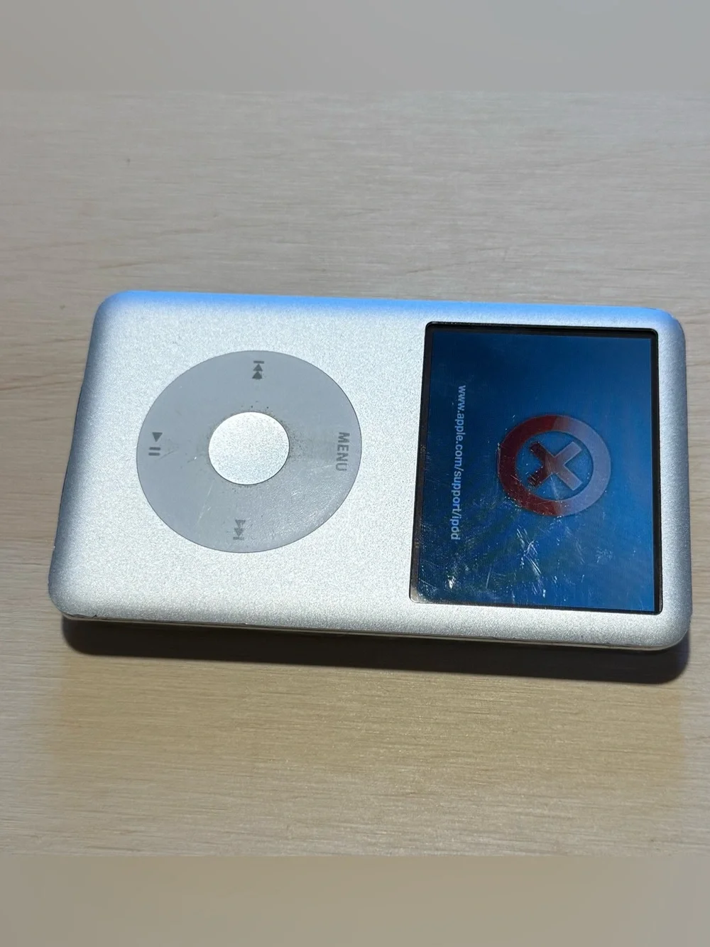 iPod Model:A1238 6ThGen 80GB Stuck On Red X Parts/Repair Only w/Charg Read Info!